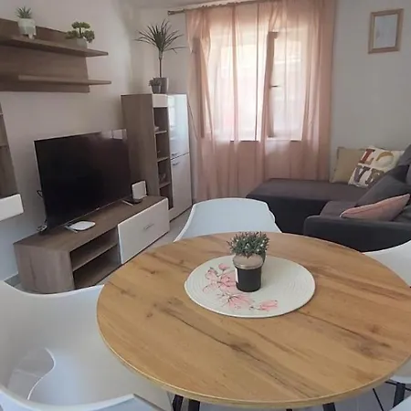 Olive Apartment Kaštela