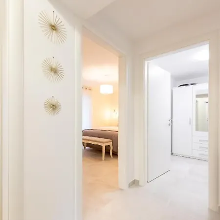 Olive Apartment
