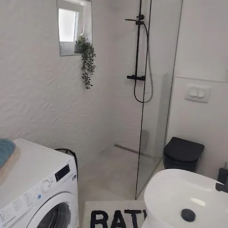 Olive شقة Kaštela